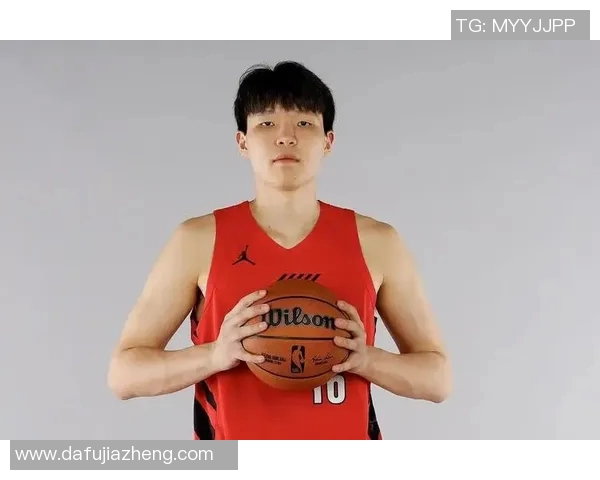 亚历山大31分助雷霆大胜开拓者,NBA常规赛西部排名稳固,杨瀚森未获出场机会 亚历山大31分助雷霆大胜开拓者,NBA常规赛西部排名稳固,杨瀚森未获出场机会